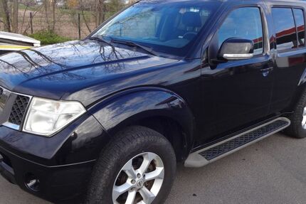 Nissan Pathfinder 285.000 km 7.980 &euro; Zülpich 53909