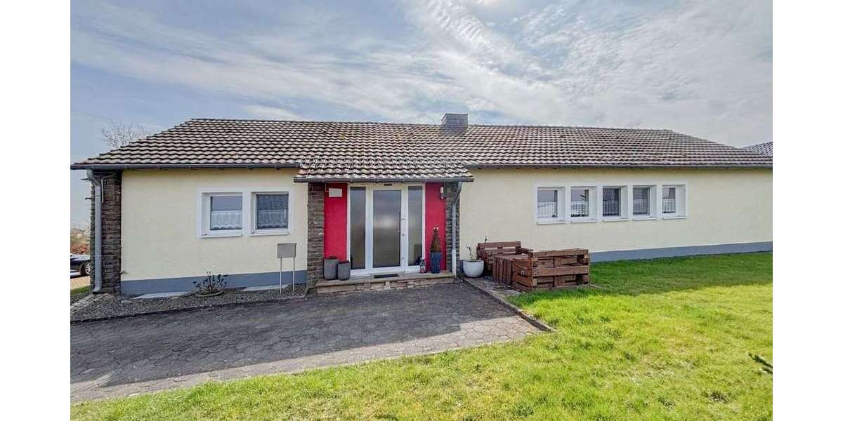 Einfamilienhaus Blankenheim - 6 Zimmer, 146 m&sup2;, 299.000&euro; | Angebot:26106979