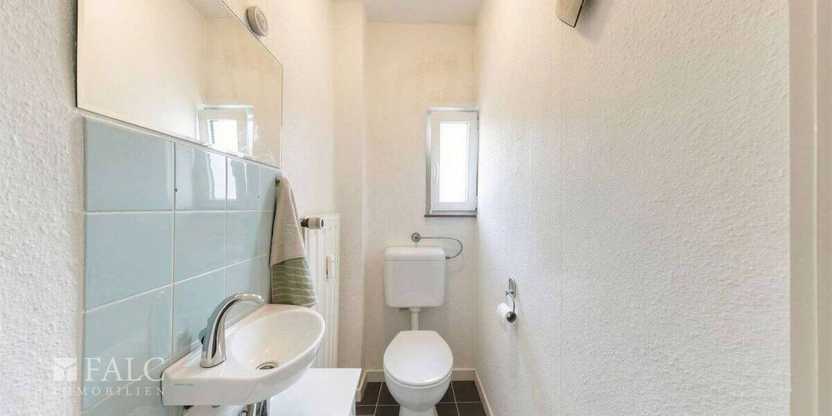 Etagenwohnung Königswinter Niederdollendorf - 5 Zimmer, 100 m&sup2;, 339.000&euro; | Angebot:26596169