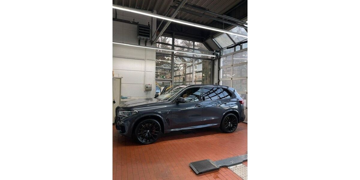 BMW X5 M50 86.445 km 57.800 &euro; Swisttal 53913