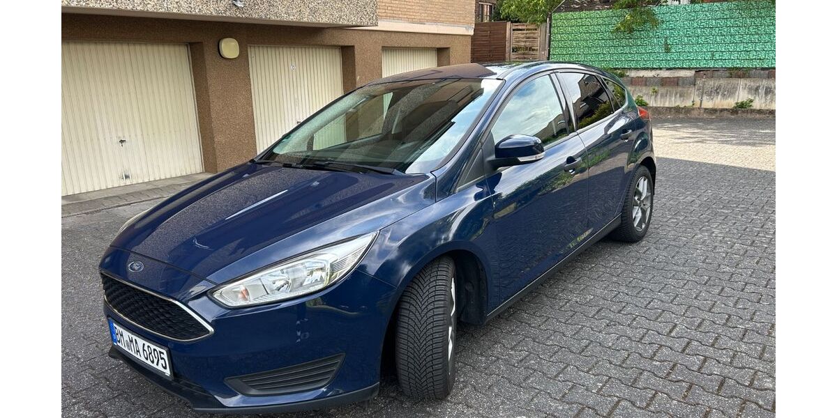 Ford Focus 135.000 km 5.900 &euro; Wesseling 50389