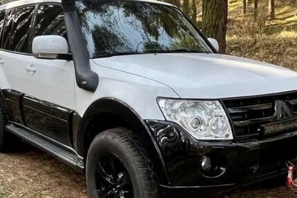 Mitsubishi Pajero 189.000 km 15.000 &euro; Bonn 53117