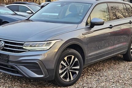 VW Tiguan Allspace 85.730 km 23.300 &euro; Bonn 53179