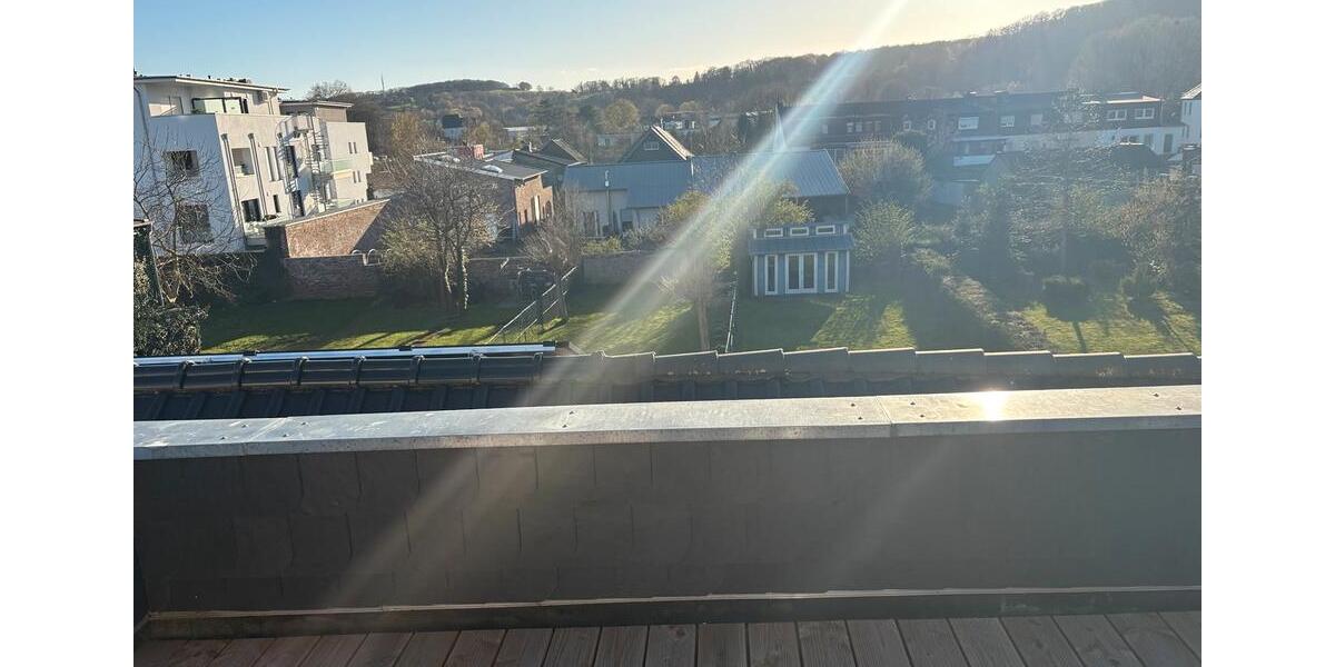 Etagenwohnung Kreuzau - 4 Zimmer, 100 m&sup2;, 1.180&euro; | Angebot:25994253