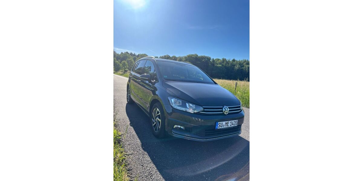 VW Touran 145.000 km 14.500 &euro; Königswinter 53639