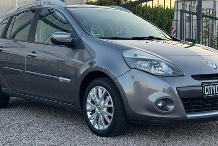 Renault Clio 67.000 km 5.699 &euro; Düren-Merken 52353