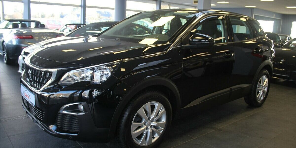 Peugeot 3008 PureTech 130 Stop&Start Crossway 39.028 km 14.980 &euro; Euskirchen 53881