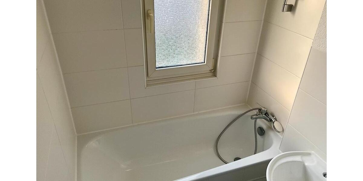 Etagenwohnung Alfter - 4 Zimmer, 87 m&sup2;, 843&euro; | Angebot:26008872