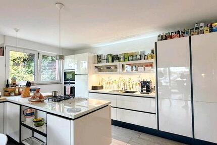 Wohnung Bonn Küdinghoven - 4 Zimmer, 131 m&sup2;, 1.950&euro; | Angebot:25904673