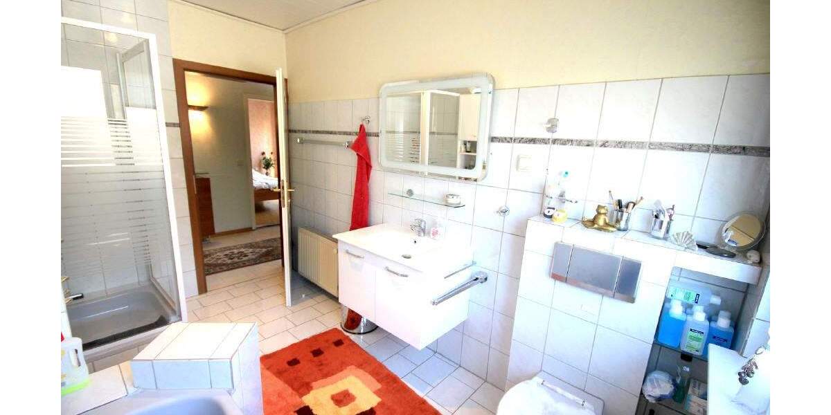 Einfamilienhaus Erftstadt-Köttingen Lechenich - 6 Zimmer, 220 m&sup2;, 485.000&euro; | Angebot:25776997