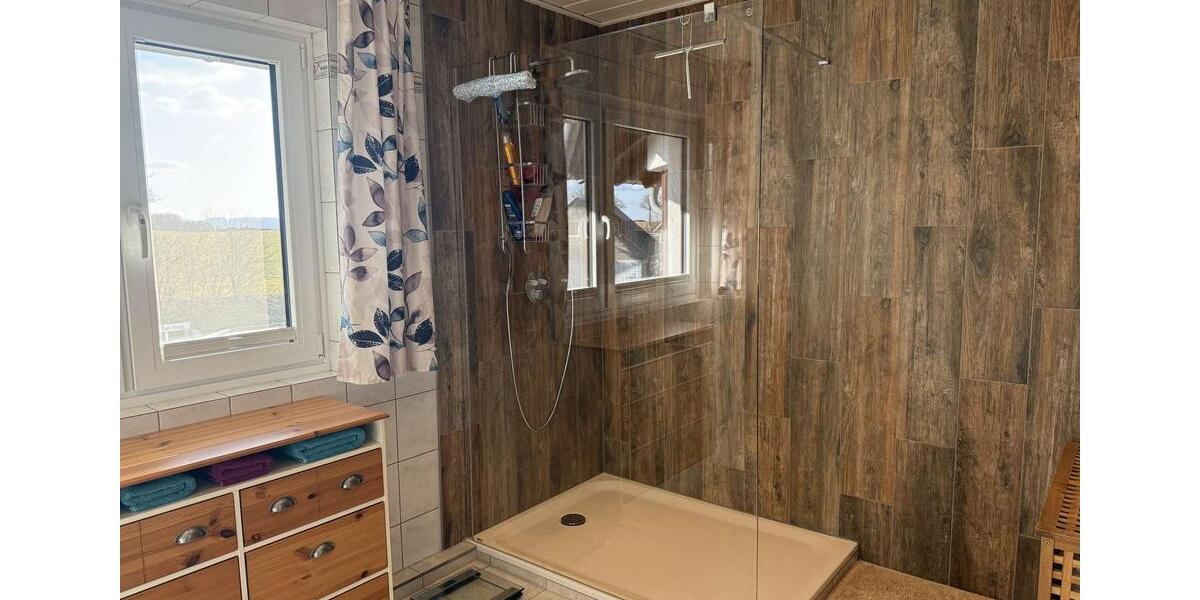 Etagenwohnung Schleiden - 5 Zimmer, 130 m&sup2;, 950&euro; | Angebot:25720418