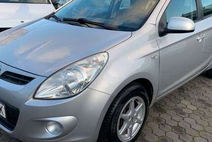 Hyundai i20 120.437 km 4.499 &euro; Mechernich Kommern 53894