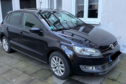VW Polo 68.000 km 8.300 &euro; Bonn 53121