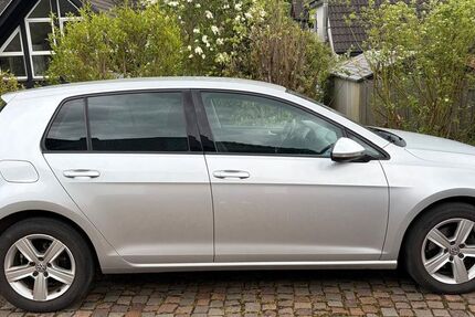 VW Golf 210.000 km 6.000 &euro; Hönningen 53506