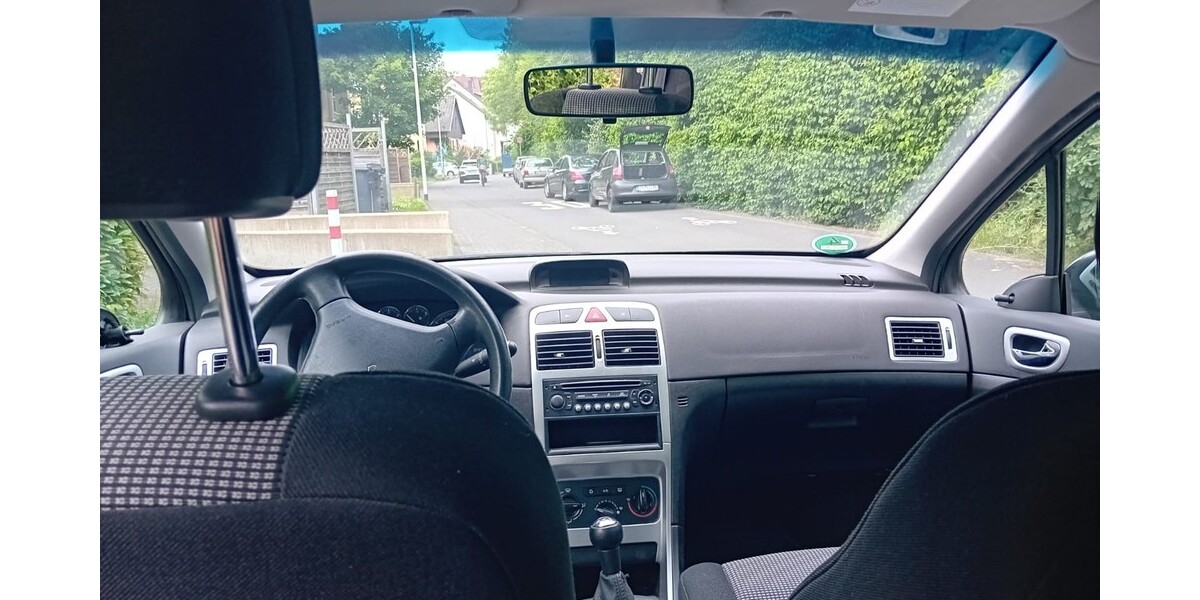 Peugeot 307 204.000 km 1.600 &euro; Bonn 53111