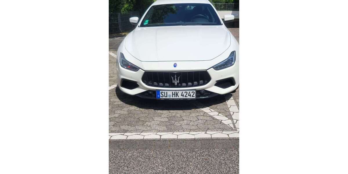 Maserati Ghibli 236.000 km 19.900 &euro; Meckenheim 53340