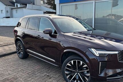 Volvo XC90 26.593 km 61.850 &euro; Düren 52351