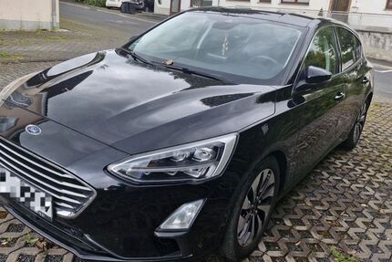 Ford Focus 64.211 km 15.400 &euro; Königswinter 53639