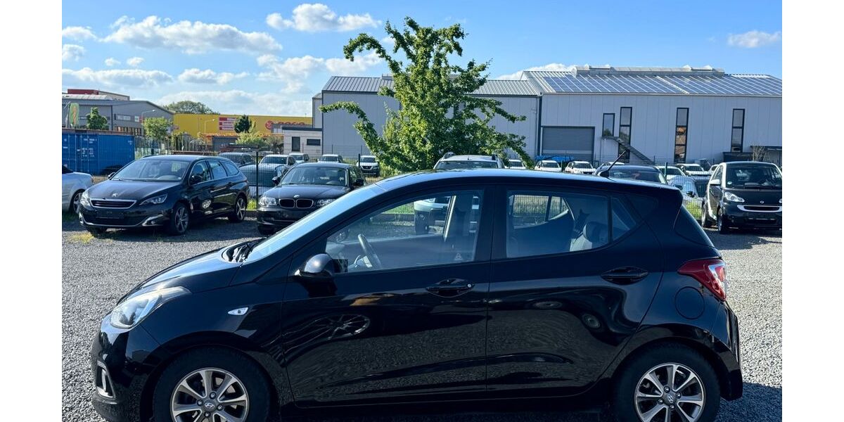 Hyundai i10 74.500 km 5.850 &euro; Düren 52351