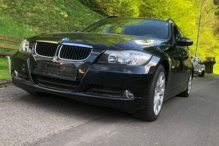 BMW 320 154.000 km 3.900 &euro; Nideggen 52385