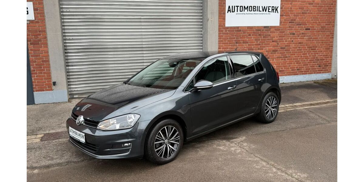 VW Golf 129.690 km 9.599 &euro; Düren 52353