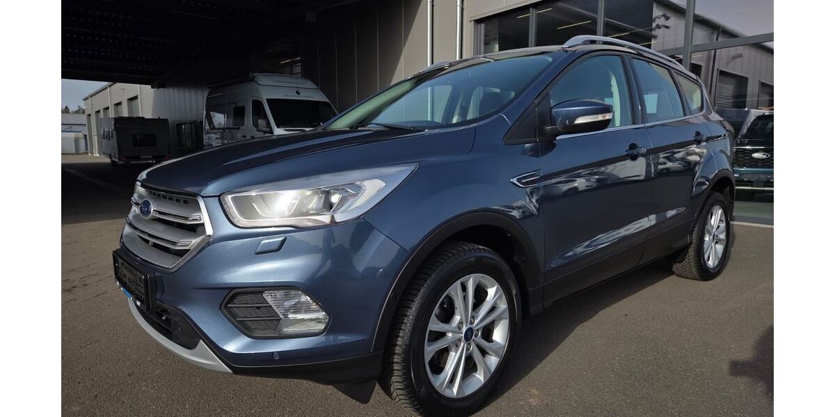 Ford Kuga 33.424 km 16.880 &euro; Düren 52351