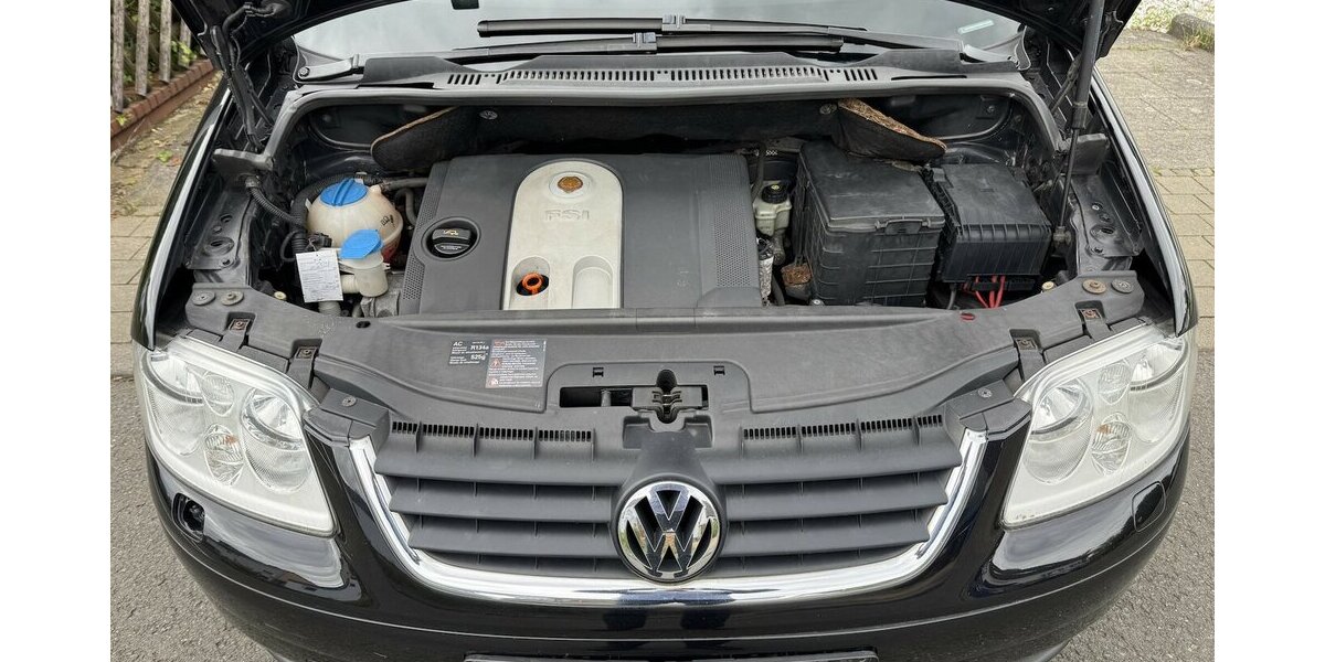 VW Touran 1.6FSI 7Sitze SR+WR eGSD DSG 1Hd !MÄNGEL! 213.000 km 1.100 &euro; Erftstadt 50374