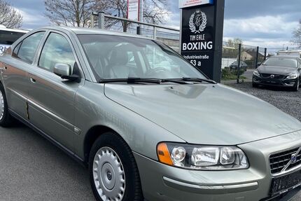 Volvo S60 180.000 km 3.990 &euro; Wesseling - Köln 50389