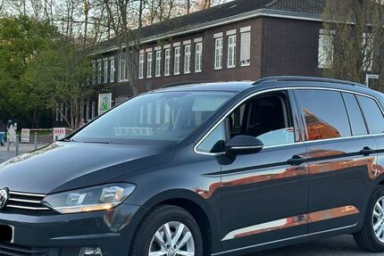 VW Touran 139.300 km 13.490 &euro; Bonn 53113