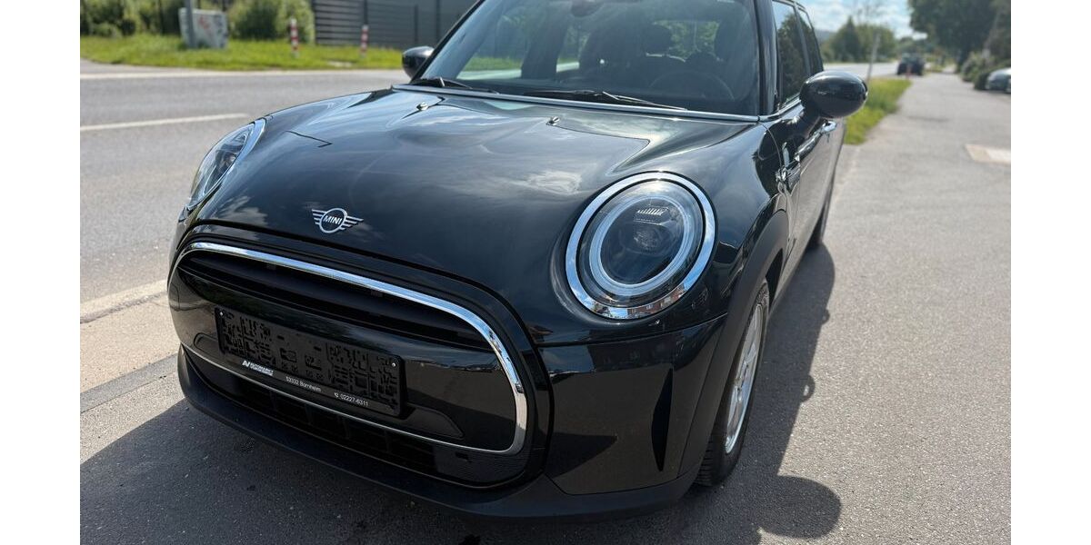 Mini Cooper 24.371 km 20.490 &euro; Bornheim 53332