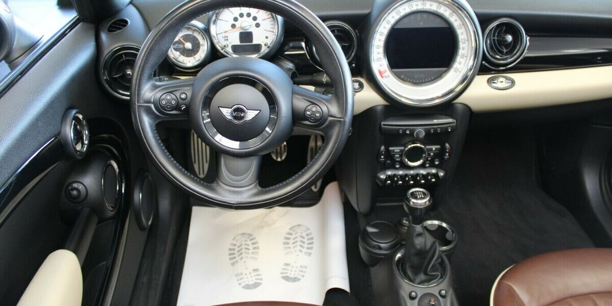 Mini Cooper SD Cabrio 116.426 km 11.980 &euro; Euskirchen 53881