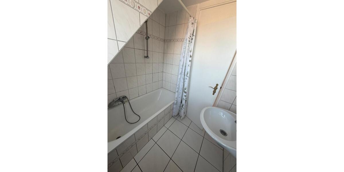 Dachgeschoßwohnung Swisttal - 2.5 Zimmer, 60 m&sup2;, 710&euro; | Angebot:26286755
