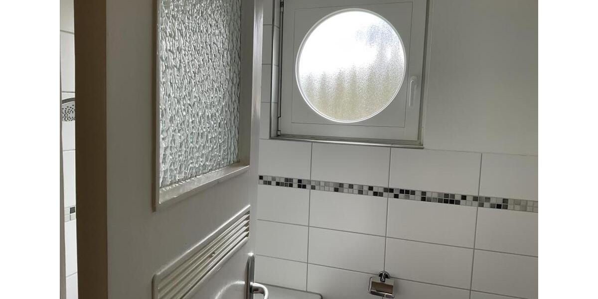 Etagenwohnung Bonn Gronau - 3 Zimmer, 60 m&sup2;, 740&euro; | Angebot:26022888