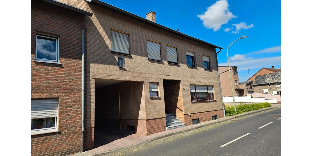 Einfamilienhaus Zülpich - 7 Zimmer, 245 m&sup2;, 325.000&euro; | Angebot:27080319
