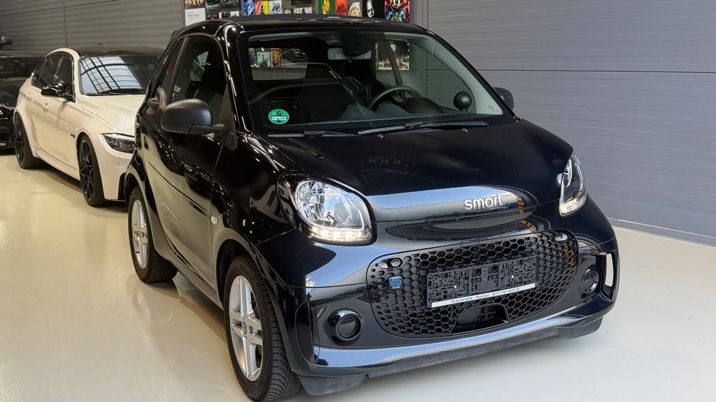 Smart ForTwo 26.218 km 10.990 &euro; Bornheim 53332