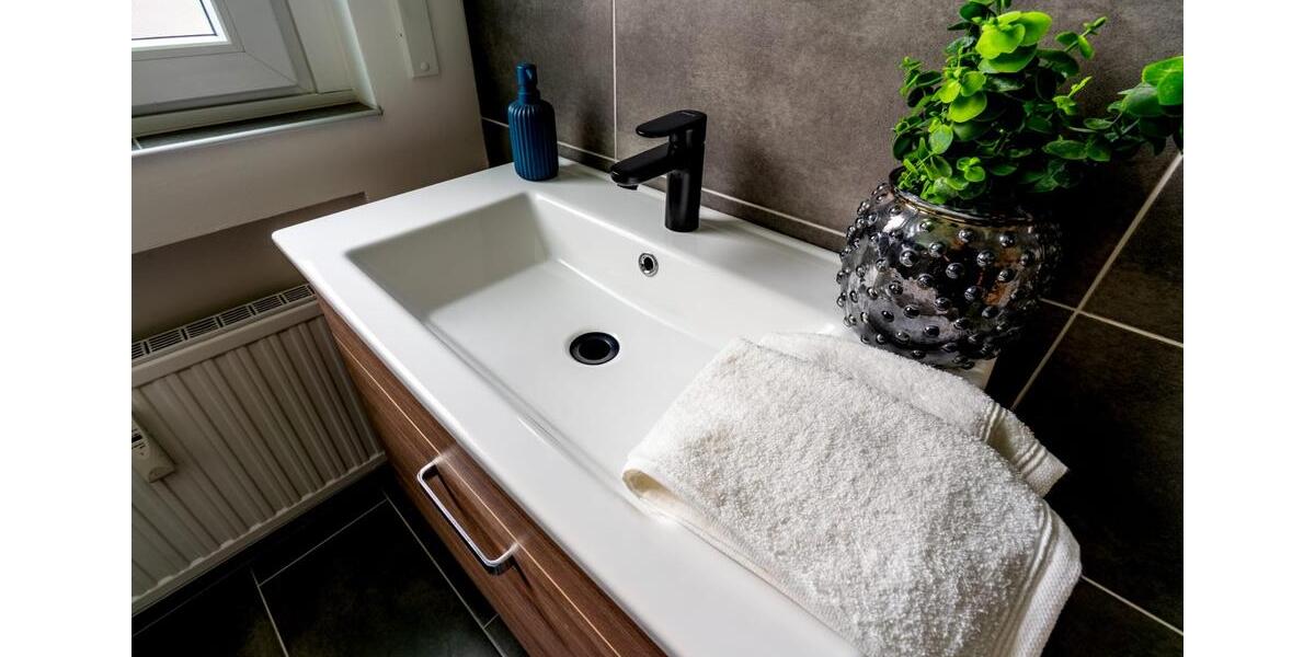 Etagenwohnung Köln Rodenkirchen - 2 Zimmer, 60 m&sup2;, 348.000&euro; | Angebot:26003555