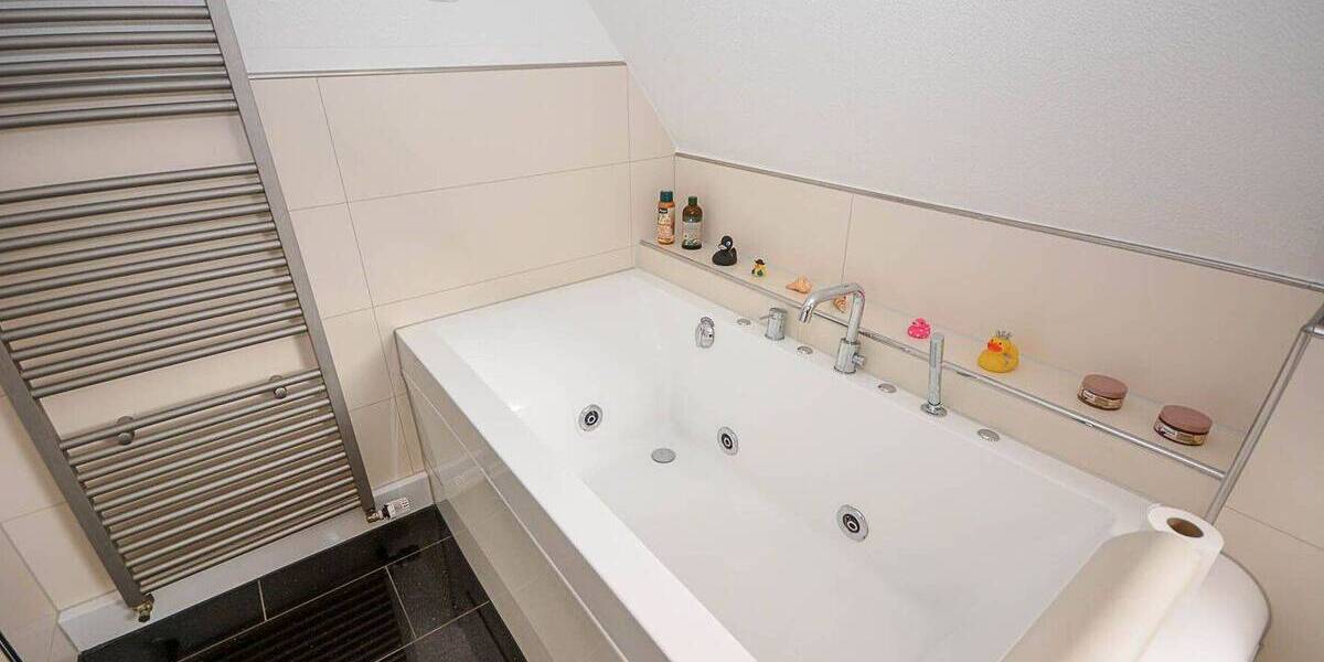 Einfamilienhaus Wesseling - 5 Zimmer, 185 m&sup2;, 599.000&euro; | Angebot:26503120