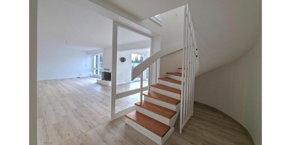 Reihenhaus Wachtberg - 6 Zimmer, 157 m&sup2;, 2.490&euro; | Angebot:25840044