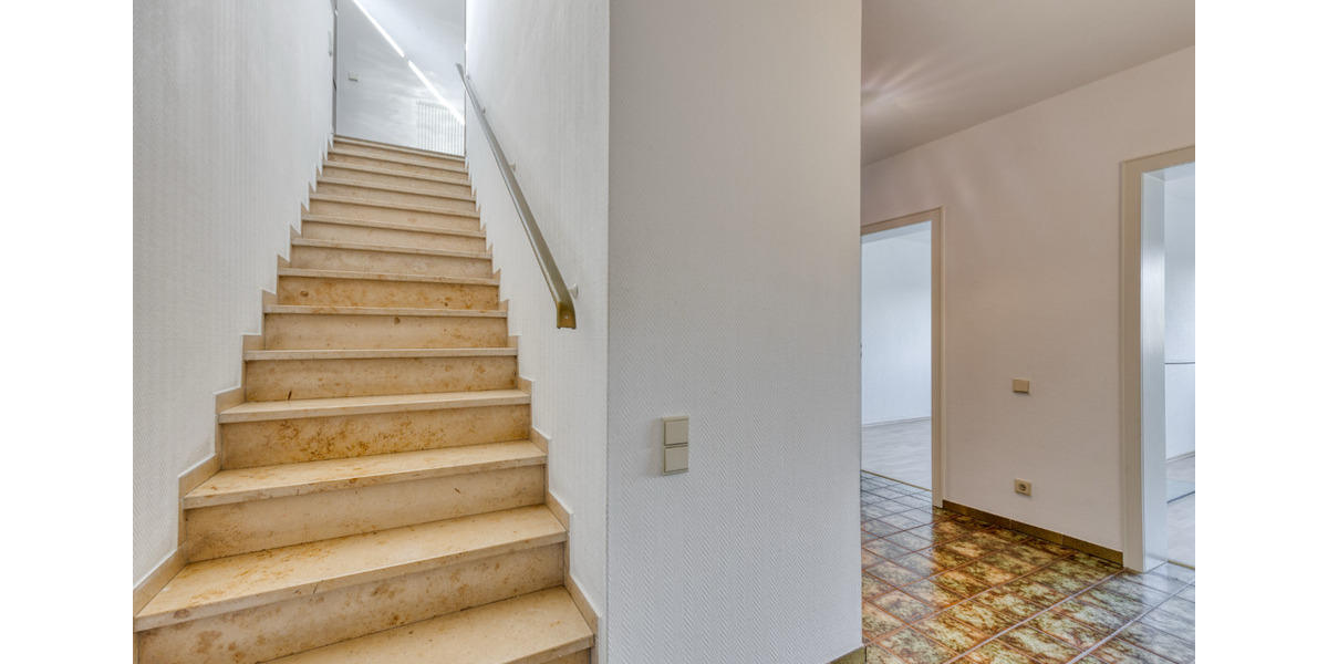 Einfamilienhaus Wachtberg - 6 Zimmer, 206 m&sup2;, 680.000&euro; | Angebot:25086485