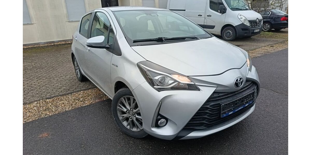 Toyota Yaris 59.000 km 12.799 &euro; Erftstadt 50374
