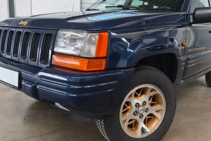 Jeep Grand Cherokee 191.680 km 7.950 &euro; Brühl 50321