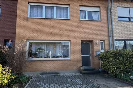 Haus Düren Distelrath - 6 Zimmer, 135 m&sup2;, 329.900&euro; | Angebot:27119502