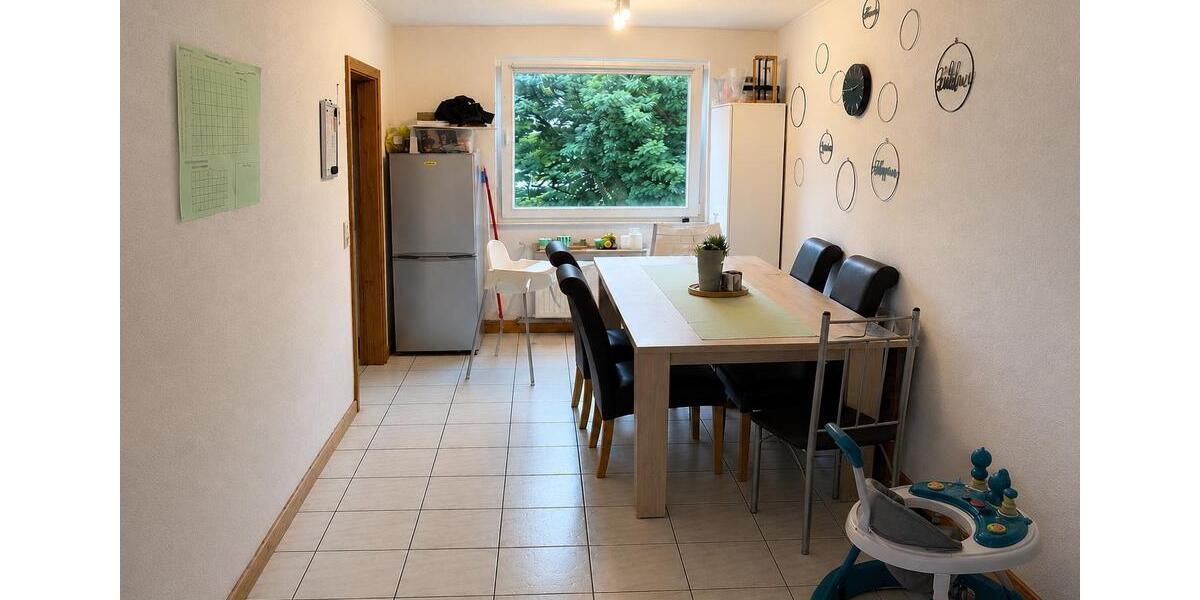 Etagenwohnung Bonn Hardtberg - 5 Zimmer, 100 m&sup2;, 299.000&euro; | Angebot:27112055