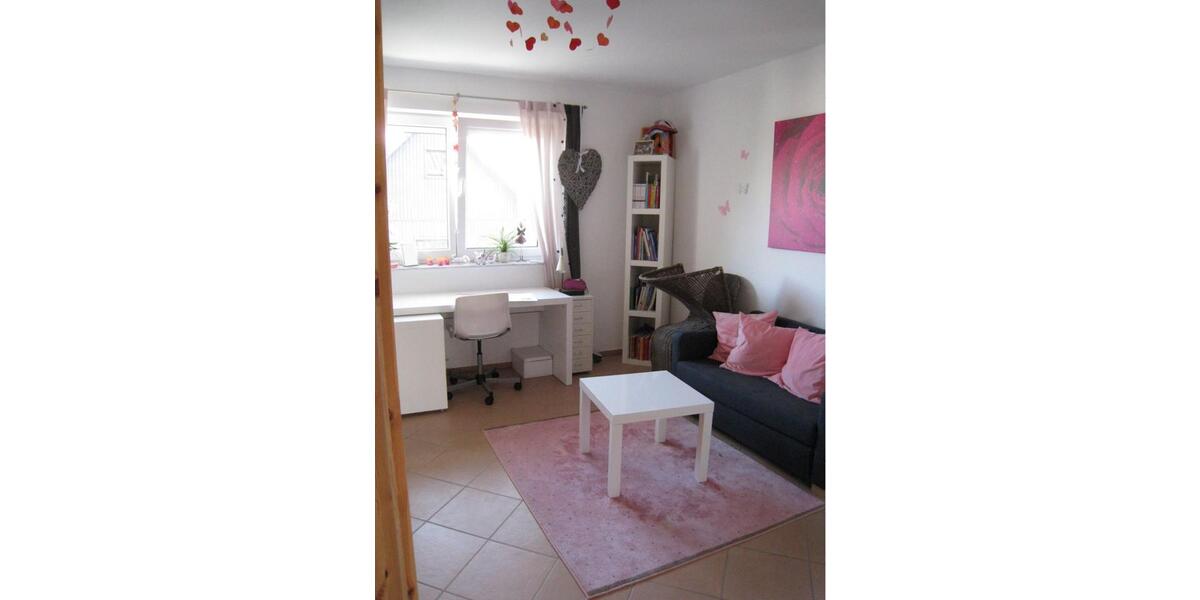 Etagenwohnung Königswinter - 4 Zimmer, 140 m&sup2;, 1.450&euro; | Angebot:24337996