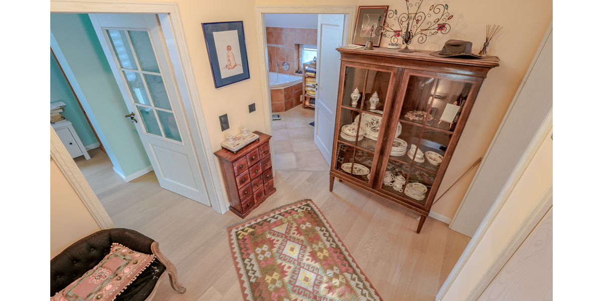 Direkt am Naturschutzgebiet! Modernes Haus mit Einliegerwohnung, Aufzug und vielen Extras! - Einfamilienhaus Königswinter | Angebot:24598297