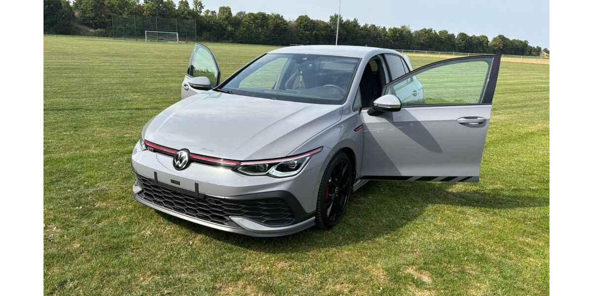 VW Golf 44.700 km 27.000 &euro; Euskirchen 53881