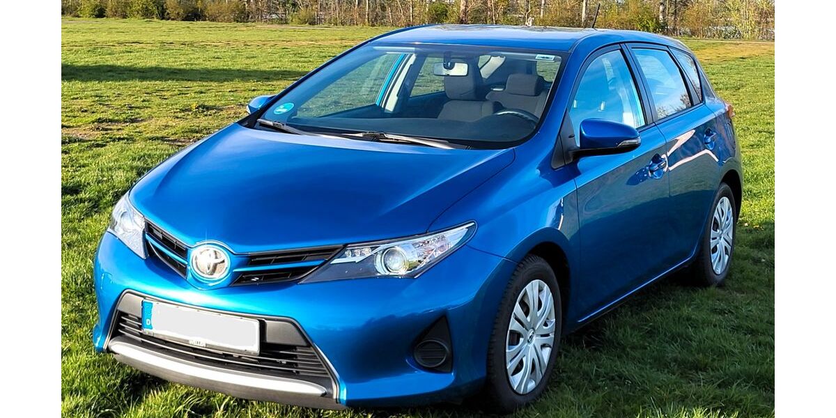 Toyota Auris 131.255 km 6.400 &euro; Zülpich 53909