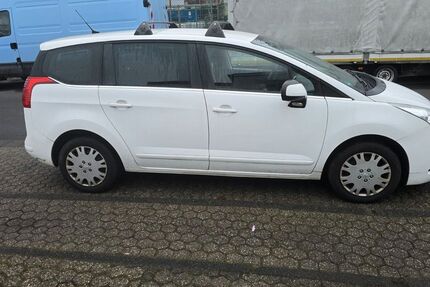 Peugeot 5008 207.500 km 2.650 &euro; Bonn 53225