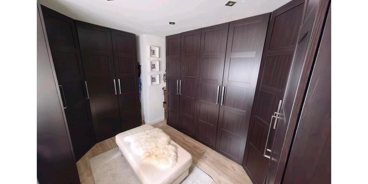 Einfamilienhaus Wachtberg - 9 Zimmer, 318 m&sup2;, 947.000&euro; | Angebot:25518918