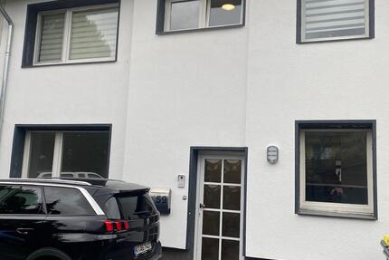 Wohnung Köln Kalk - 2.5 Zimmer, 65 m&sup2;, 1.225&euro; | Angebot:26051055